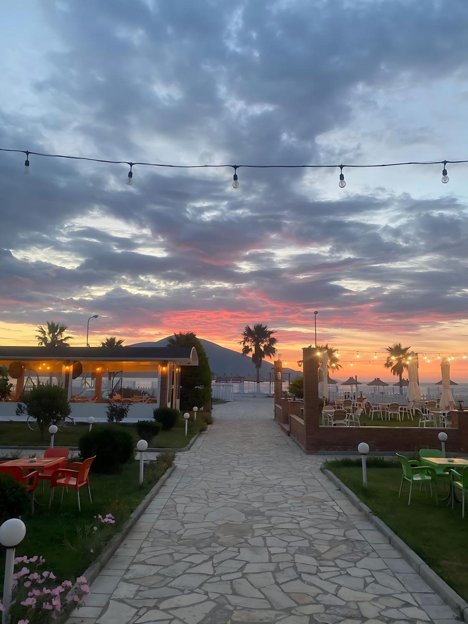 Sunrise Hotel 3*